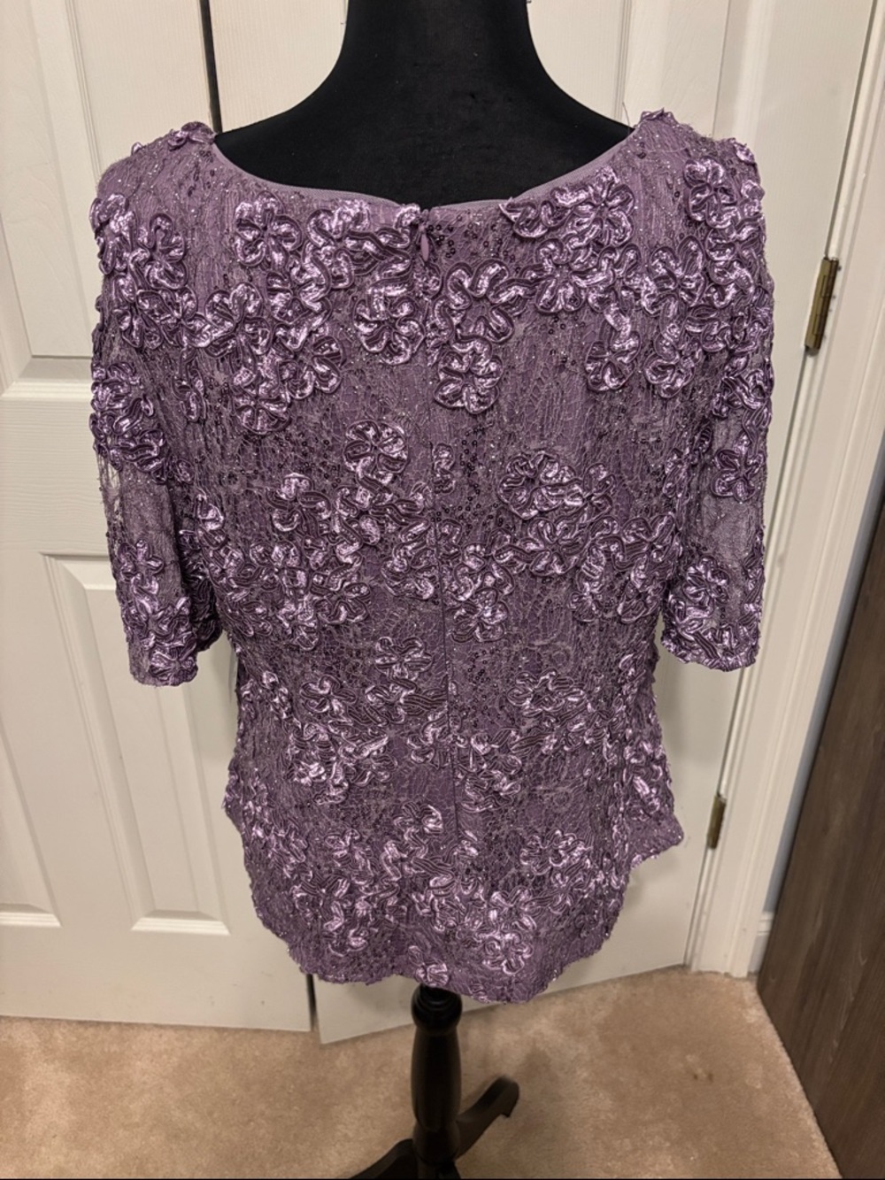 Alex Evenings Embroidered Sequin Top - Picture 4 of 11